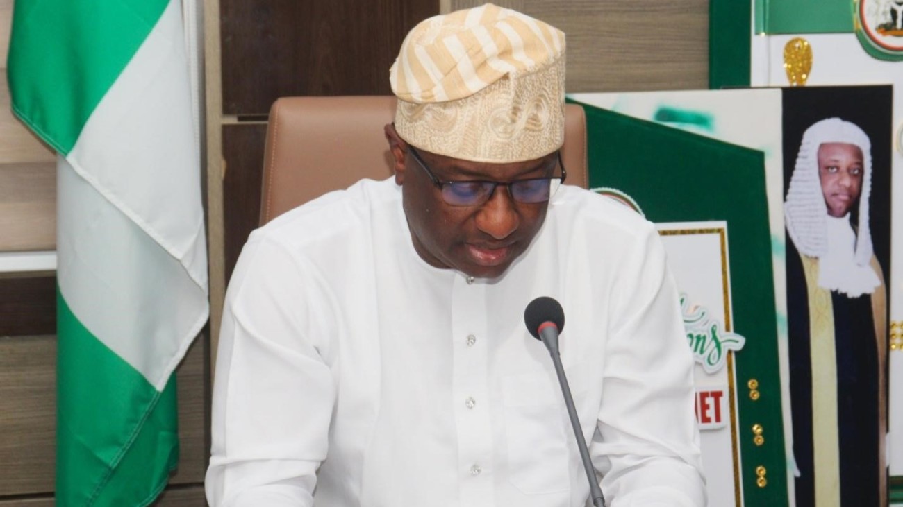 Joint Aviation Trade Unions' Forum Honours Aviation Minister With Leadership and Excellence Award